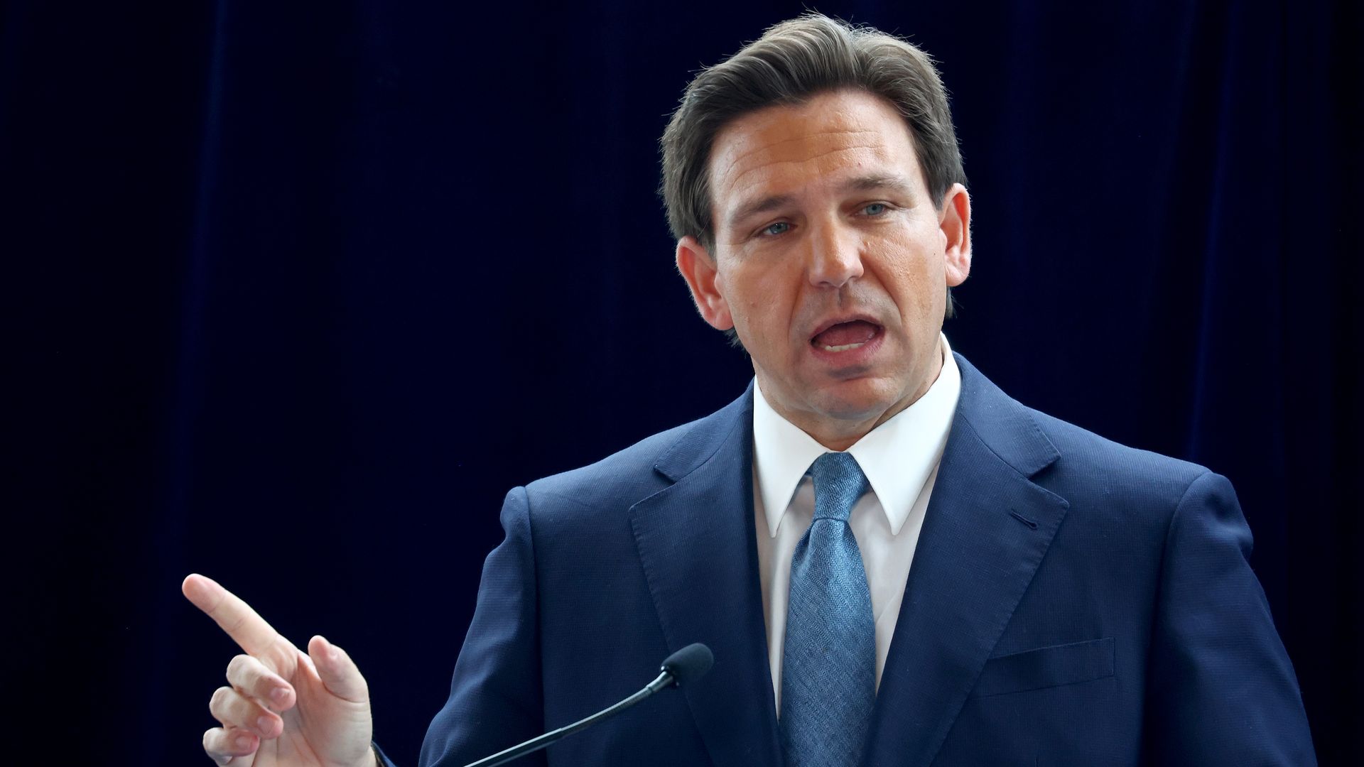  Florida Governor Ron DeSantis speaks about his new book ‘The Courage to Be Free’ in the Air Force One Pavilion at the Ronald Reagan Presidential Library on March 5, 2023 in Simi Valley, California. 