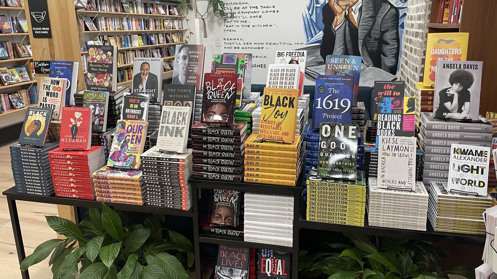 Read all about it: Pop-up bookstore opens inside sandwich shop