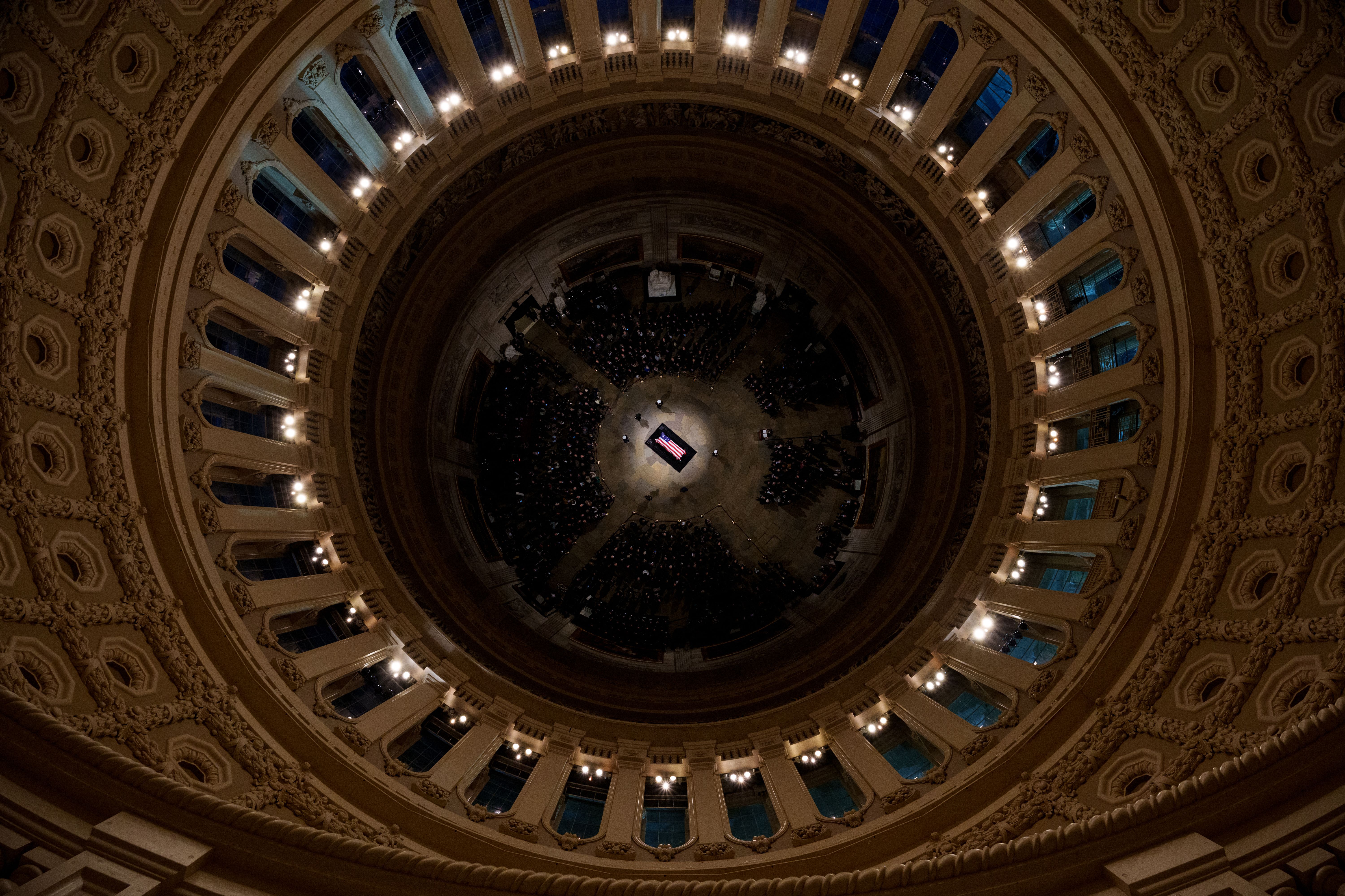  A military guard of honor stands next to the flag-draped casket of former US President Jimmy Carter during the Lying in State Ceremony at the US Capitol Rotunda in Washington, DC on January 7, 2025. Carter, the 39th President of the United States, died at the age of 100 on December 29, 2024 at his 