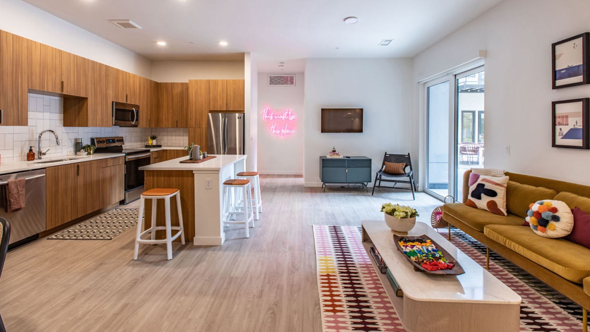 Courtesy of Neon Local