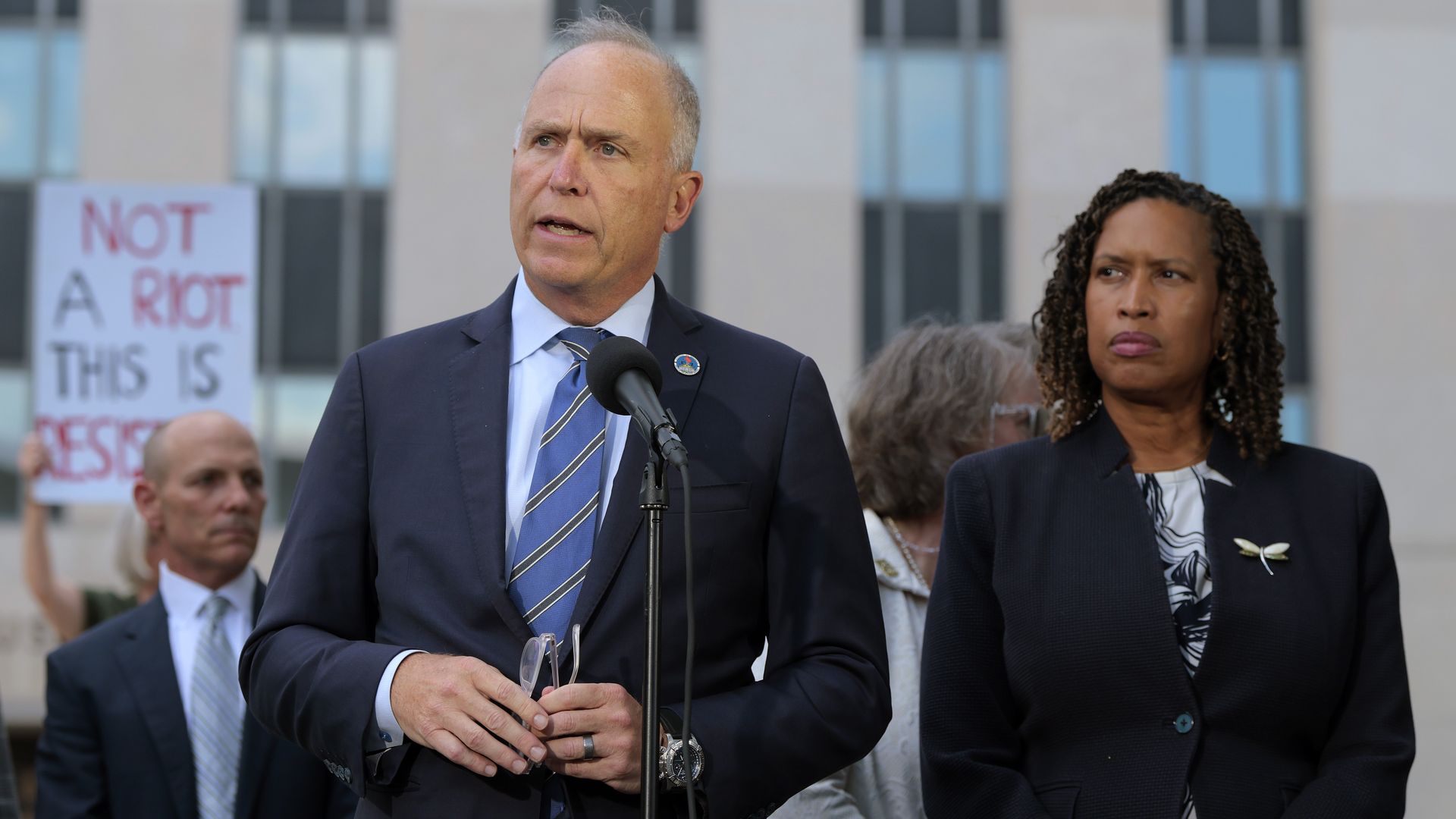 DC Attorney General Brian Schwalb runs for reelection - Axios ...