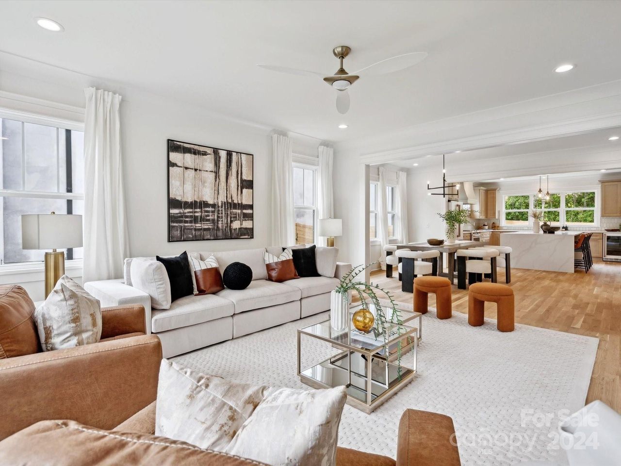 2112 Vanderbilt Road