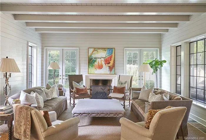 dartmouth place living room