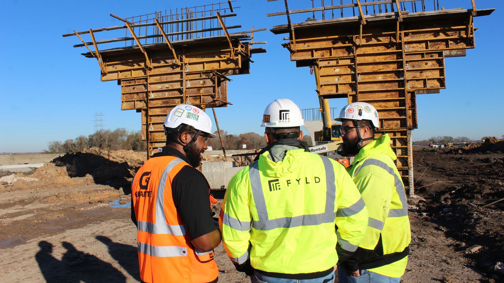 Fyld with construction company Granite Construction in Houston, Texas on-site at a 2024 highway project