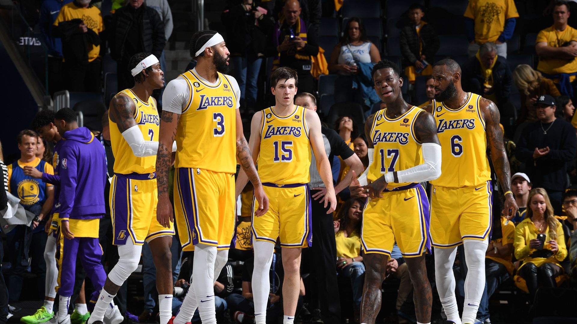 The Lakers are now title favorites