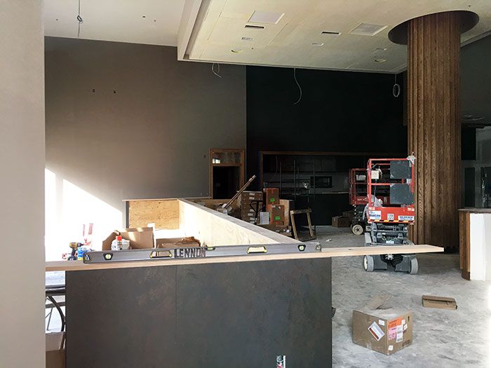 inside-oak-steakhouse-charlotte-southpark