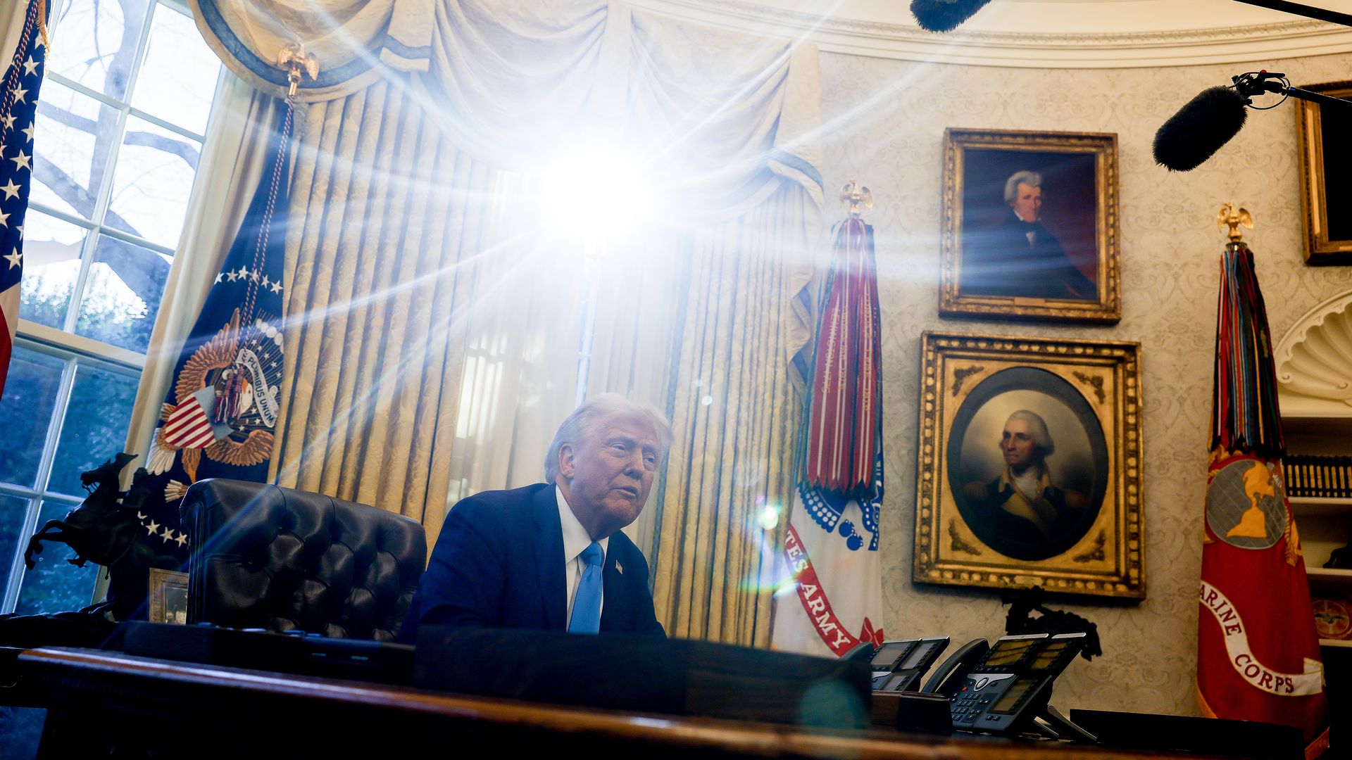 Trump in the Oval Office