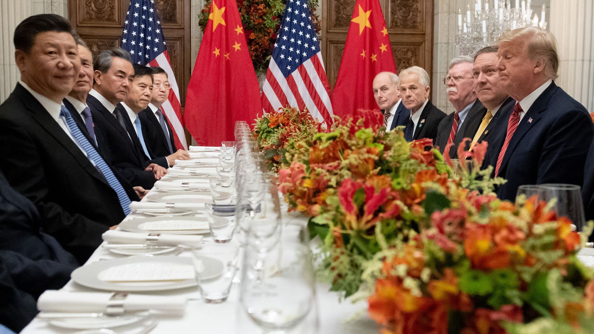 Trump and Xi JInping having dinner together