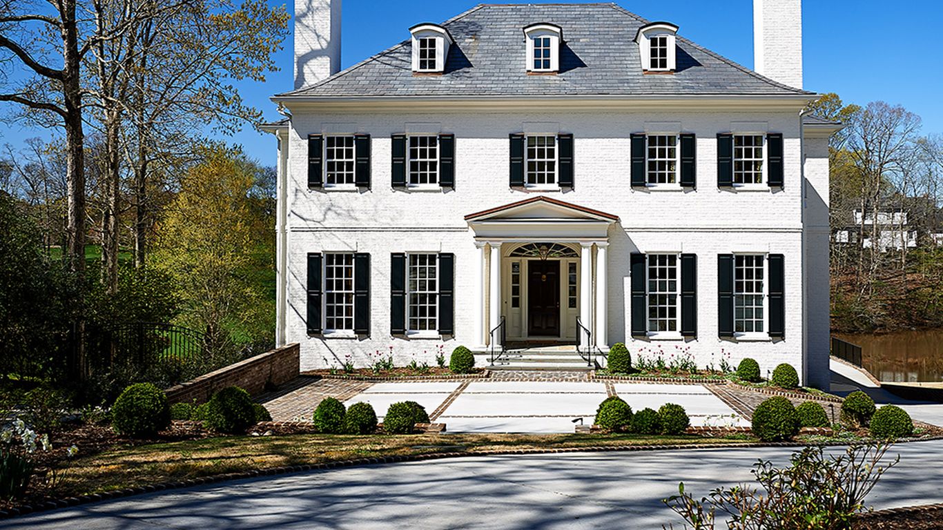 Quail Hollow home with a view of the 15th hole listed for 6.4M Axios