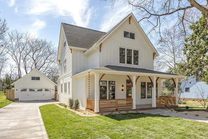 020 Finalist- Modern Farmhouse exterior