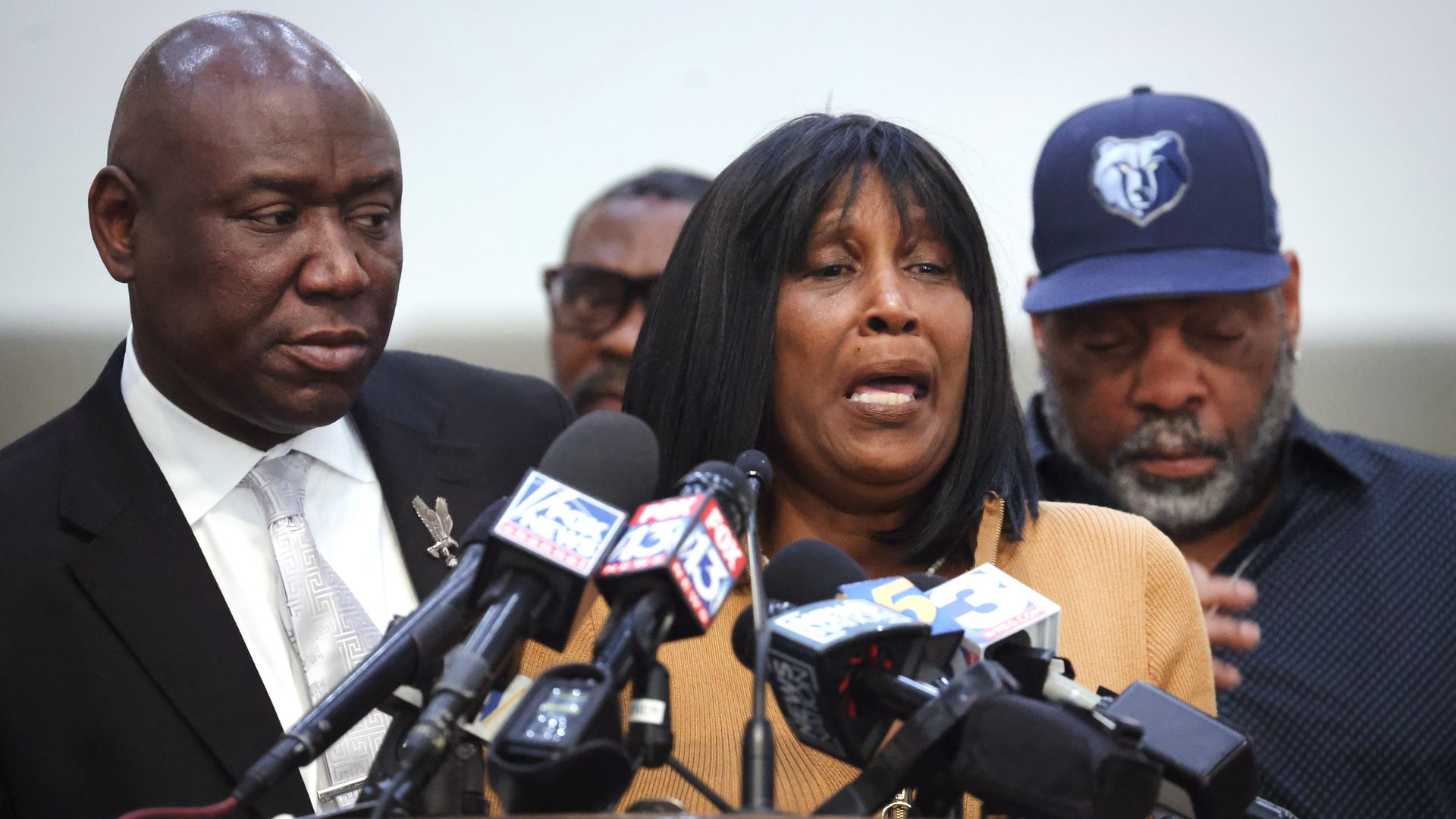 RowVaughn Wells, mother of Tyre Nichols, and Rodney Wells, his stepfather, flanked by attorney Ben Crump (left) in a church in Memphis, Tennessee, on Jan. 27.