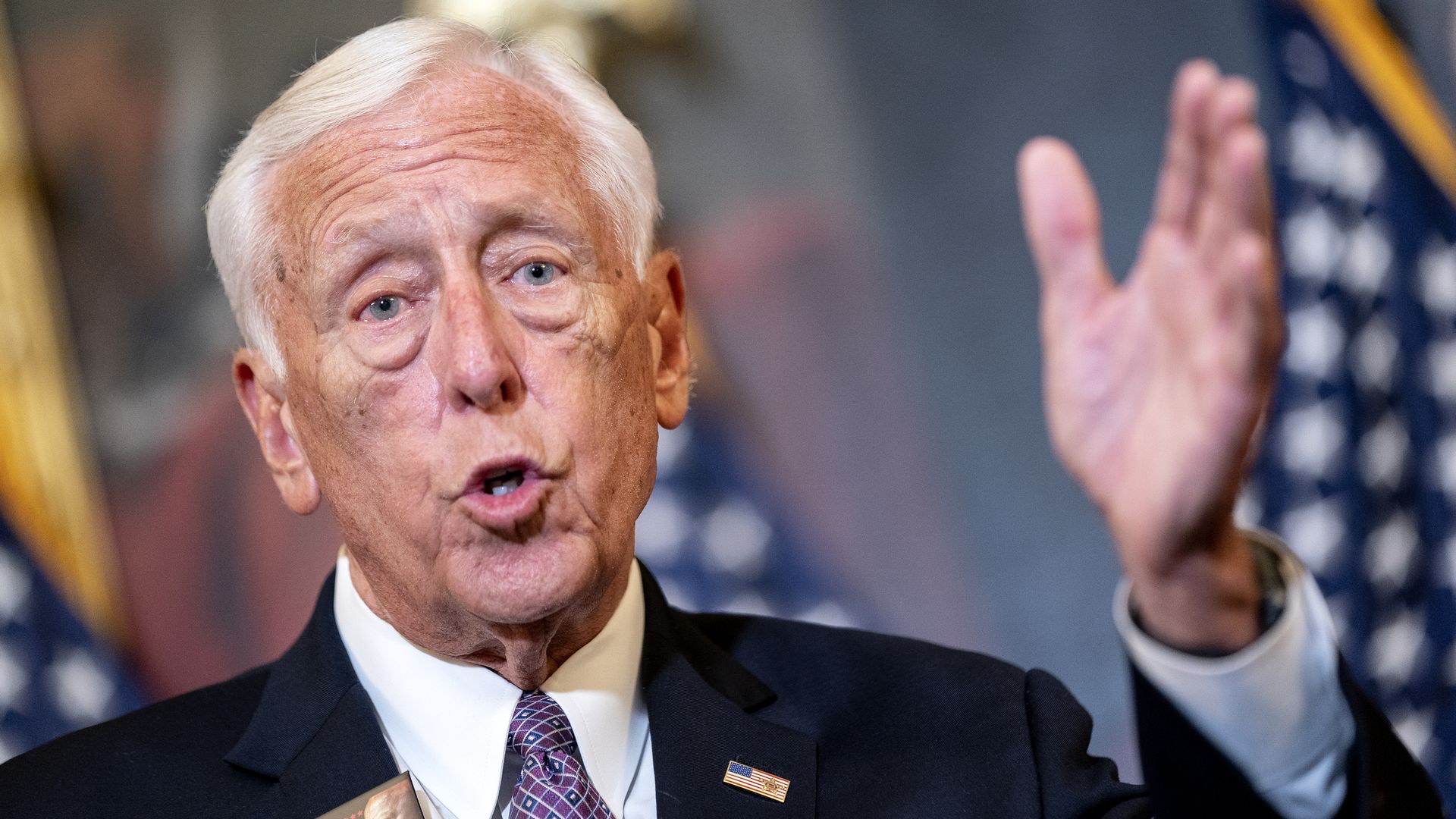 Hoyer pushes to limit firearms in Capitol after gun arrest