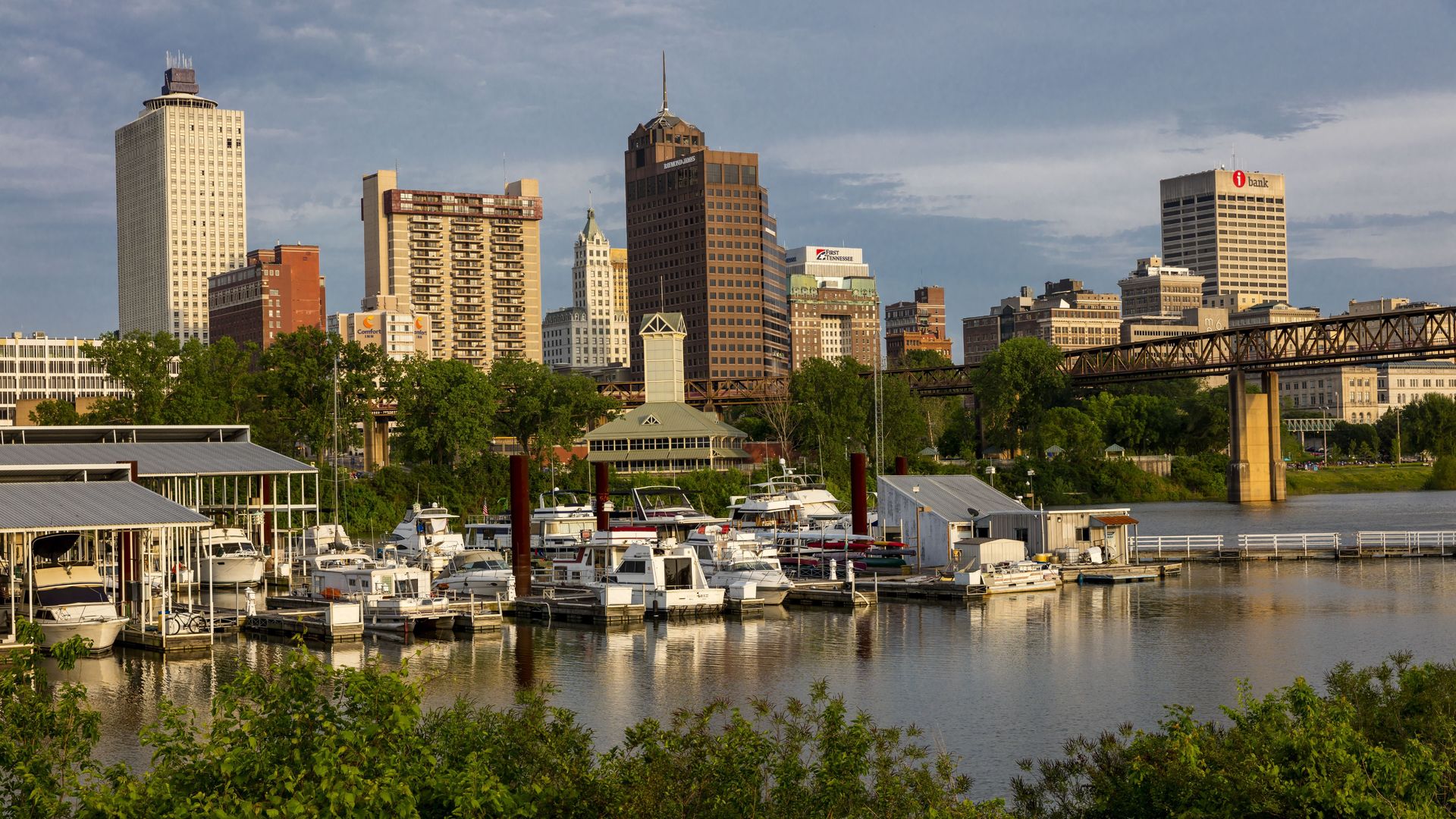 Memphis skyline