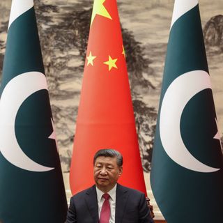 China and Pakistan present new Iran deal: Ceasefire for opening Hormuz