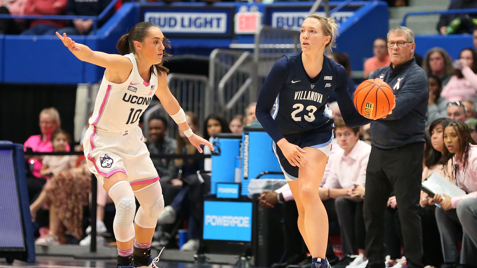 uconn vs villanova player