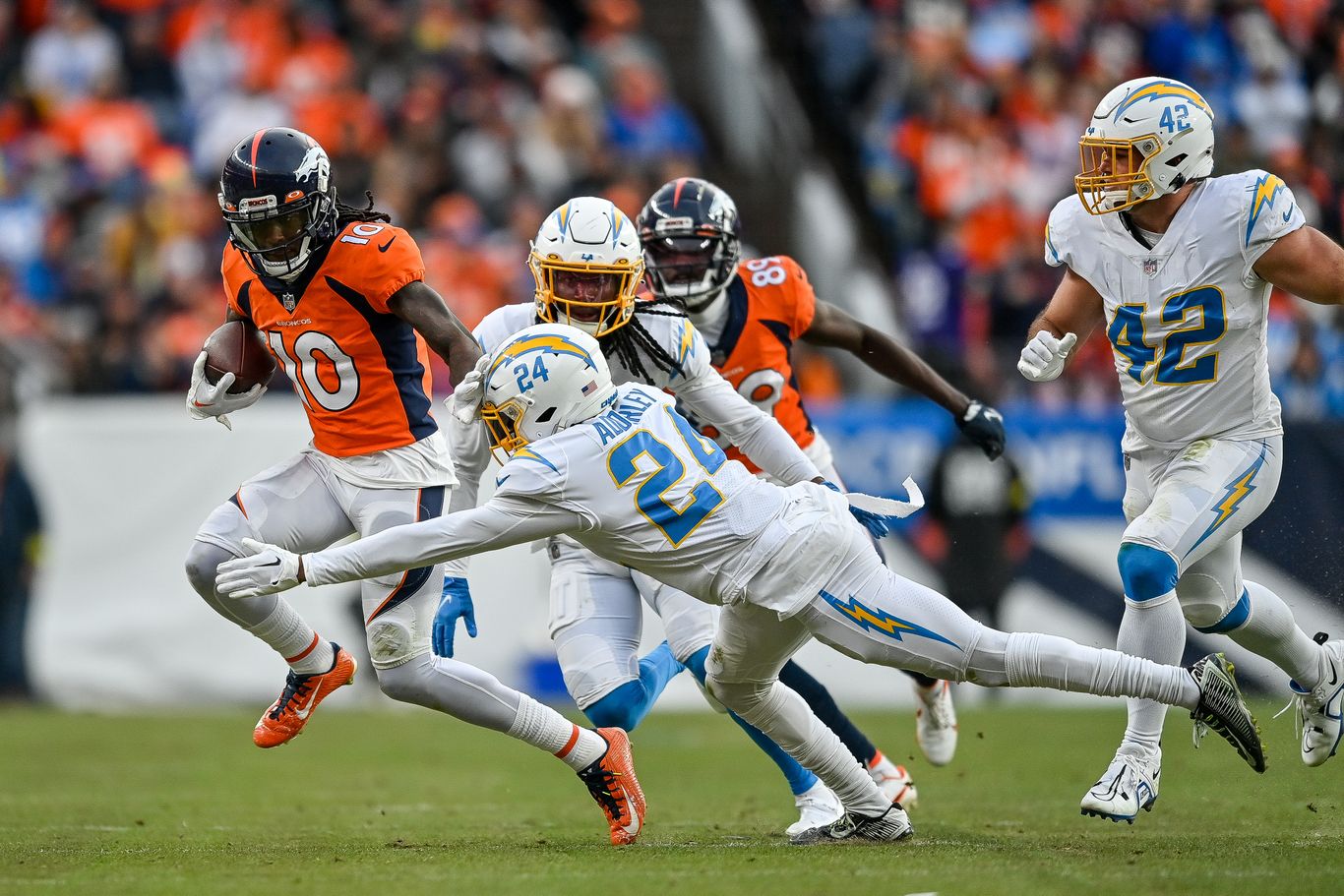 Denver Broncos kick off 2023-24 season against familiar foe