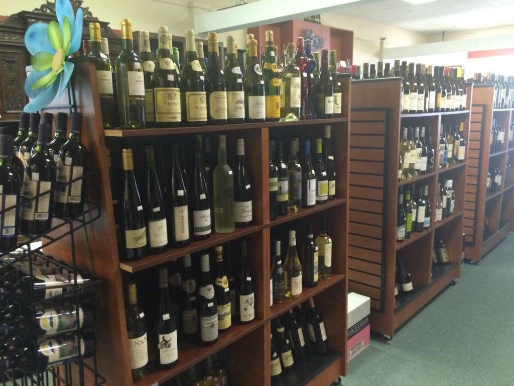 Dragonfly Wine Market Shelby