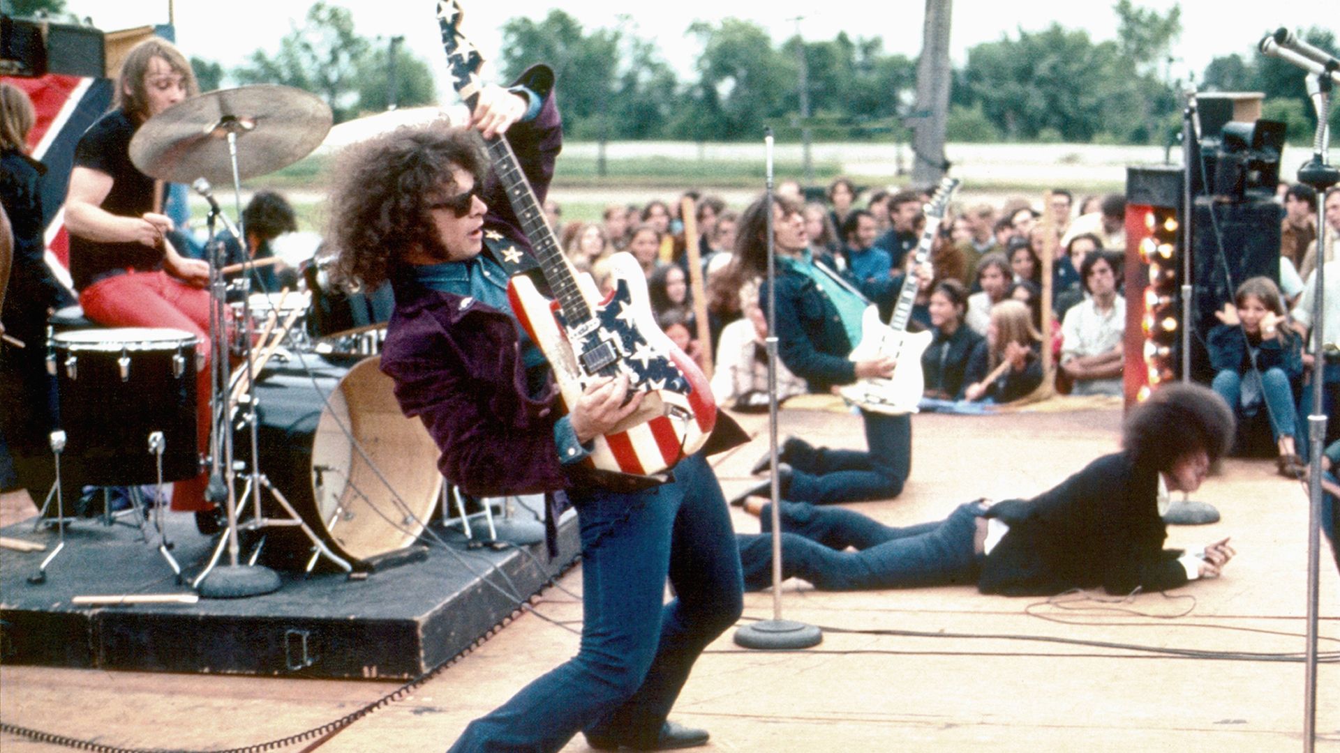 MC5 perform on stage. 