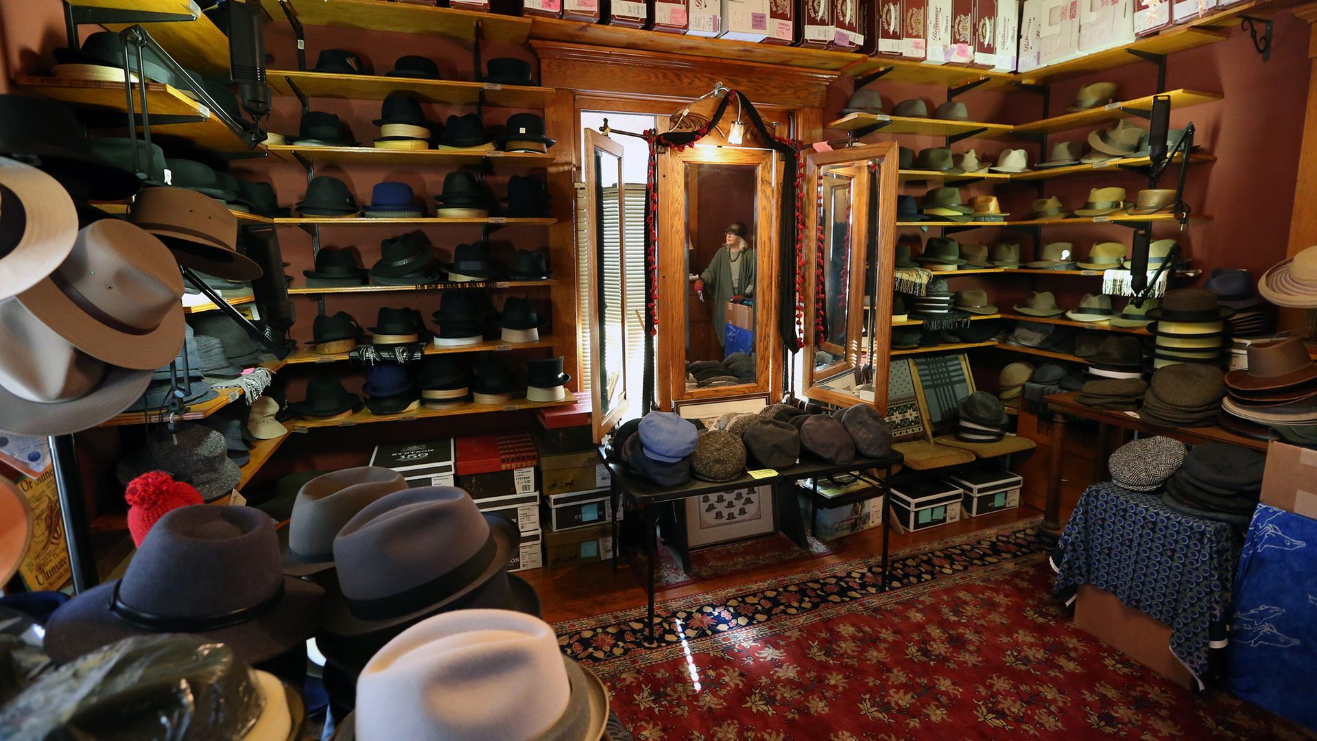 A photo inside a Des Moines hat store.