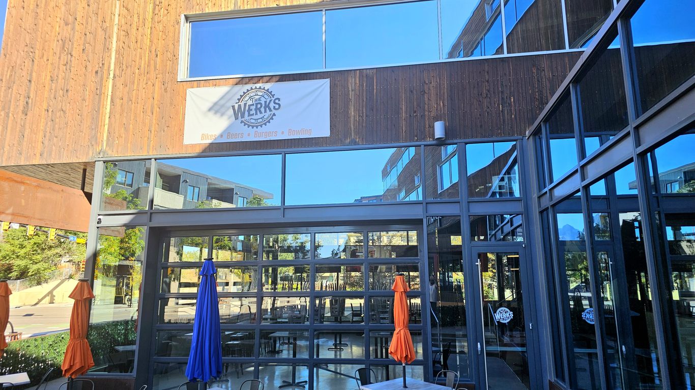 New sports bar aims to fill Boulder's void
