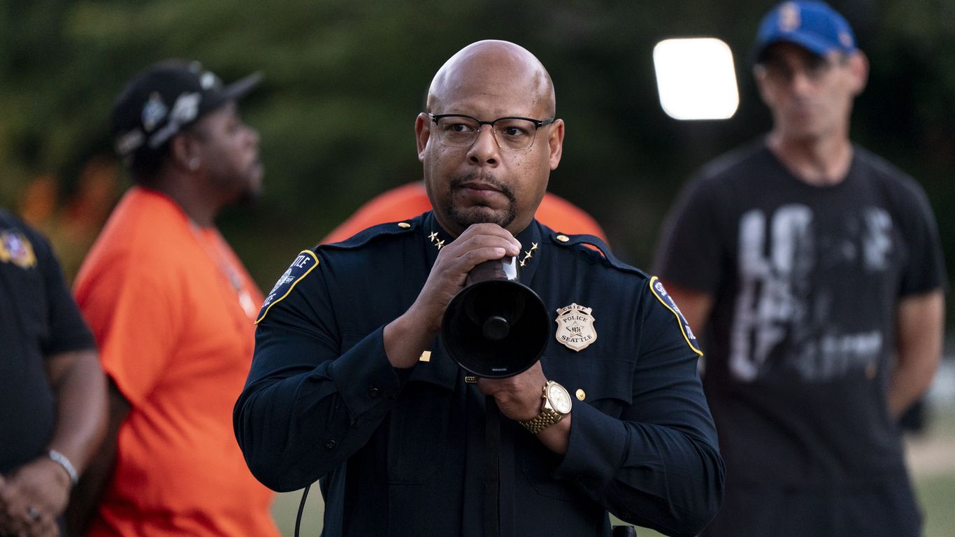 Seattle's former police chief to receive nearly $600K after resigning