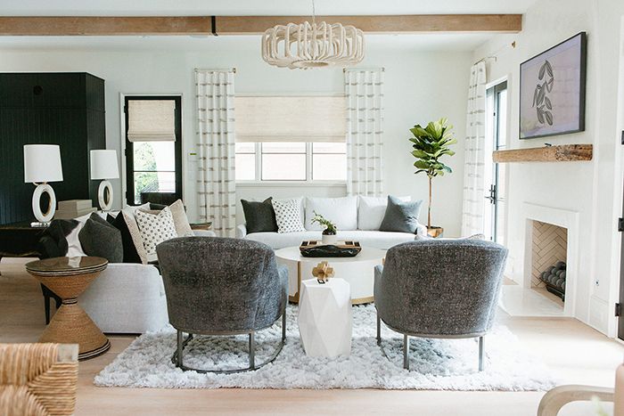 home-of-the-year-2021-living-room