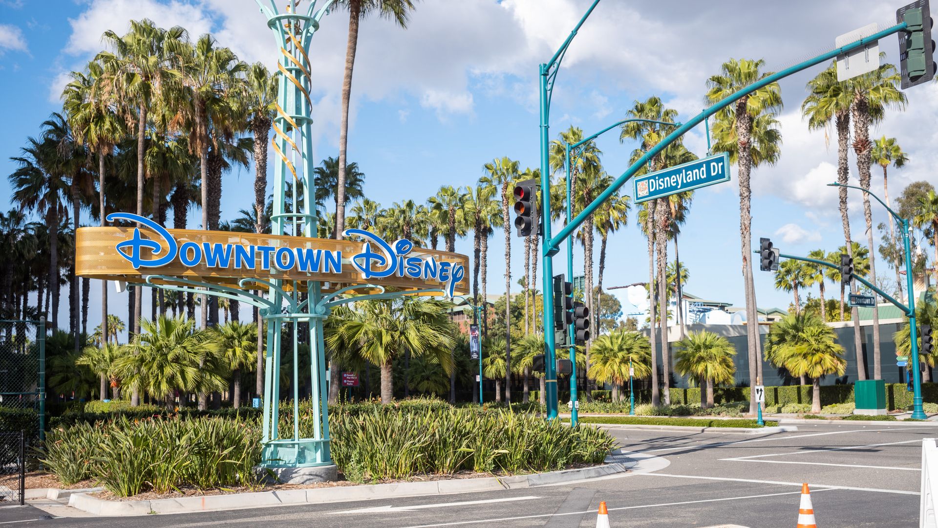 A sign that says "Downtown Disney"