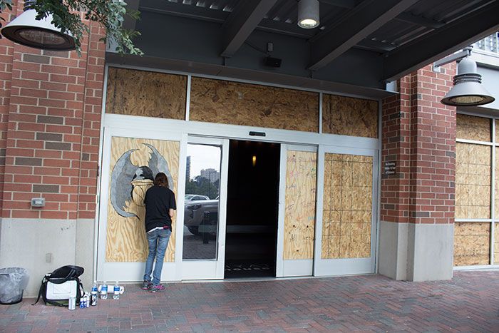 hyatt-house-entrance-mural