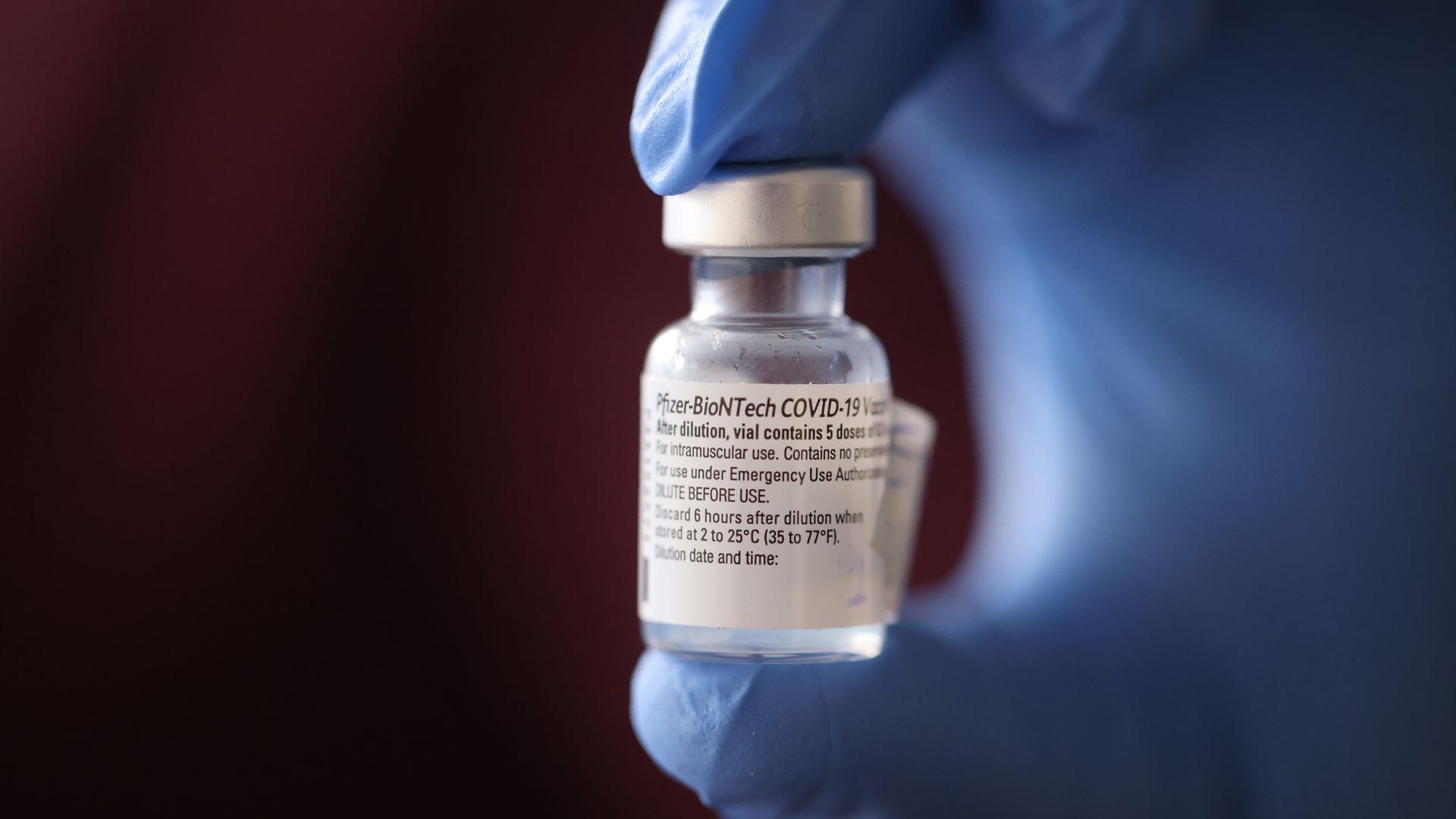 Picture of a Pfizer-BioNTech vaccine vial