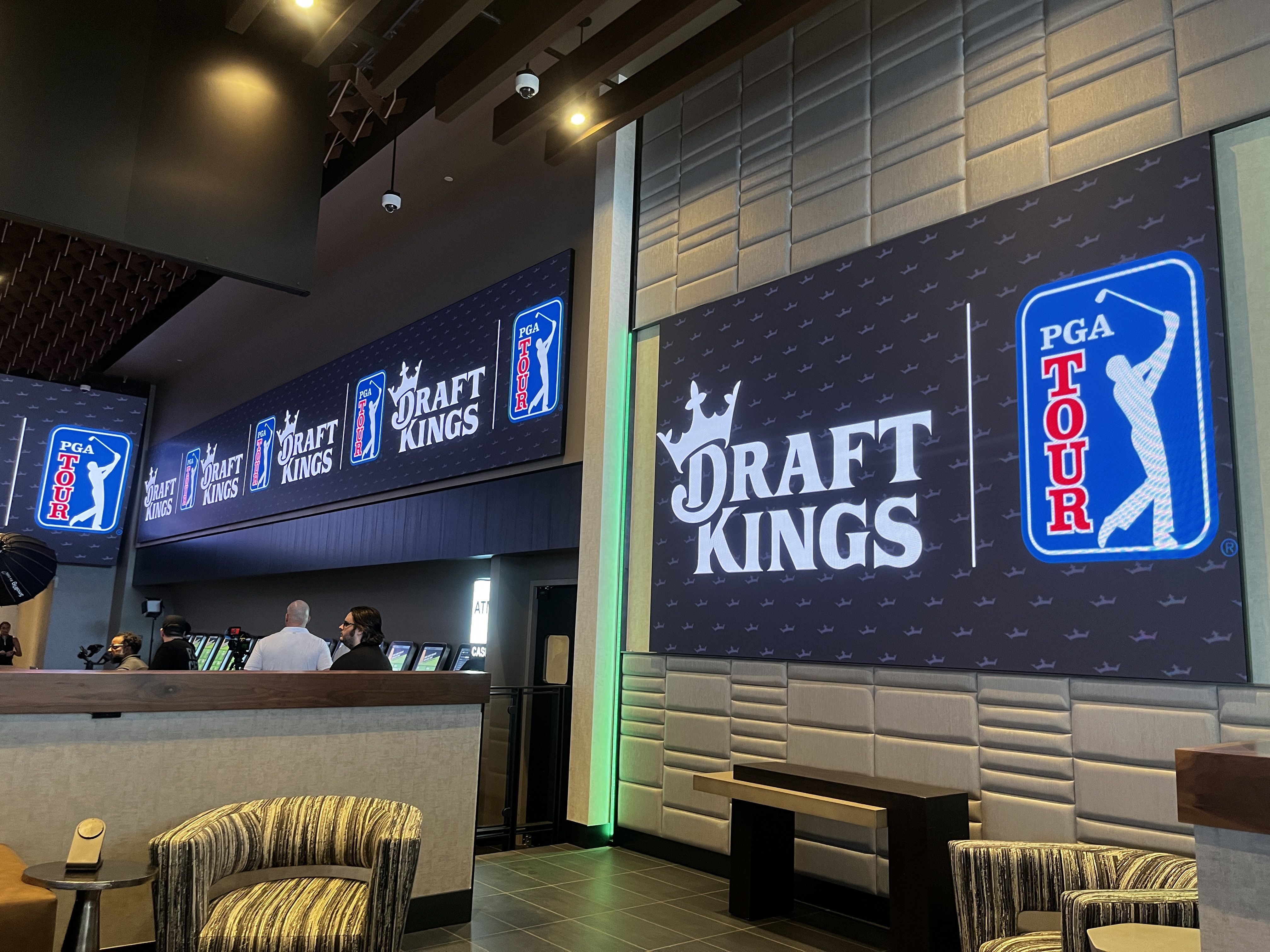 First Look DraftKings Sportsbook at TPC Scottsdale Axios Phoenix