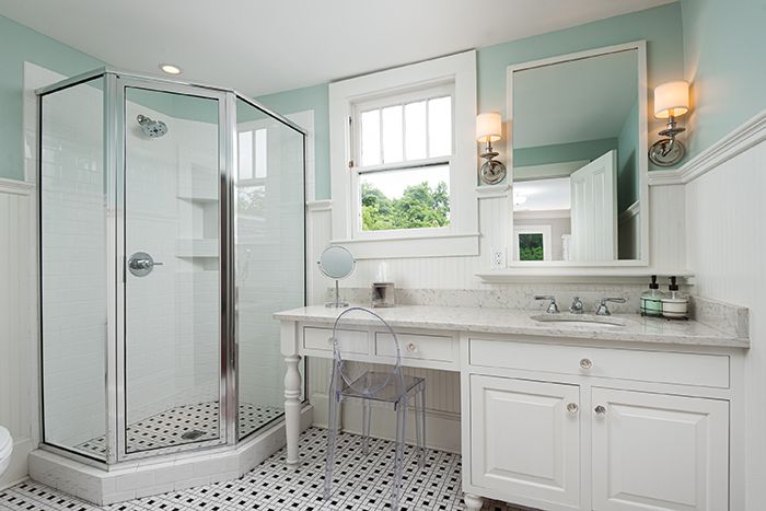 391 S. Union St. bath