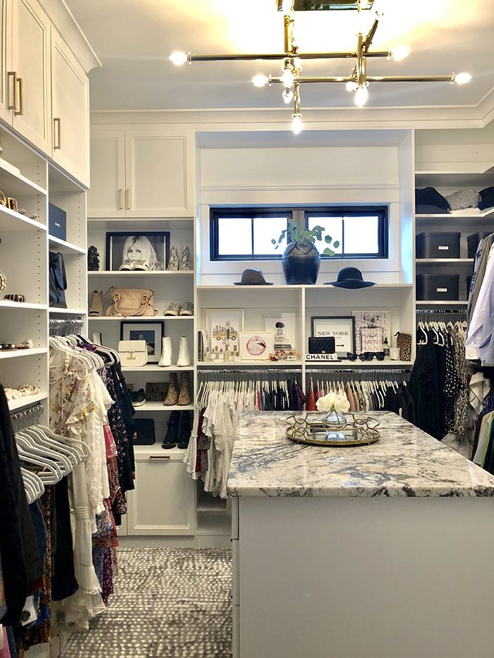 Style Hostess Home Tour closet