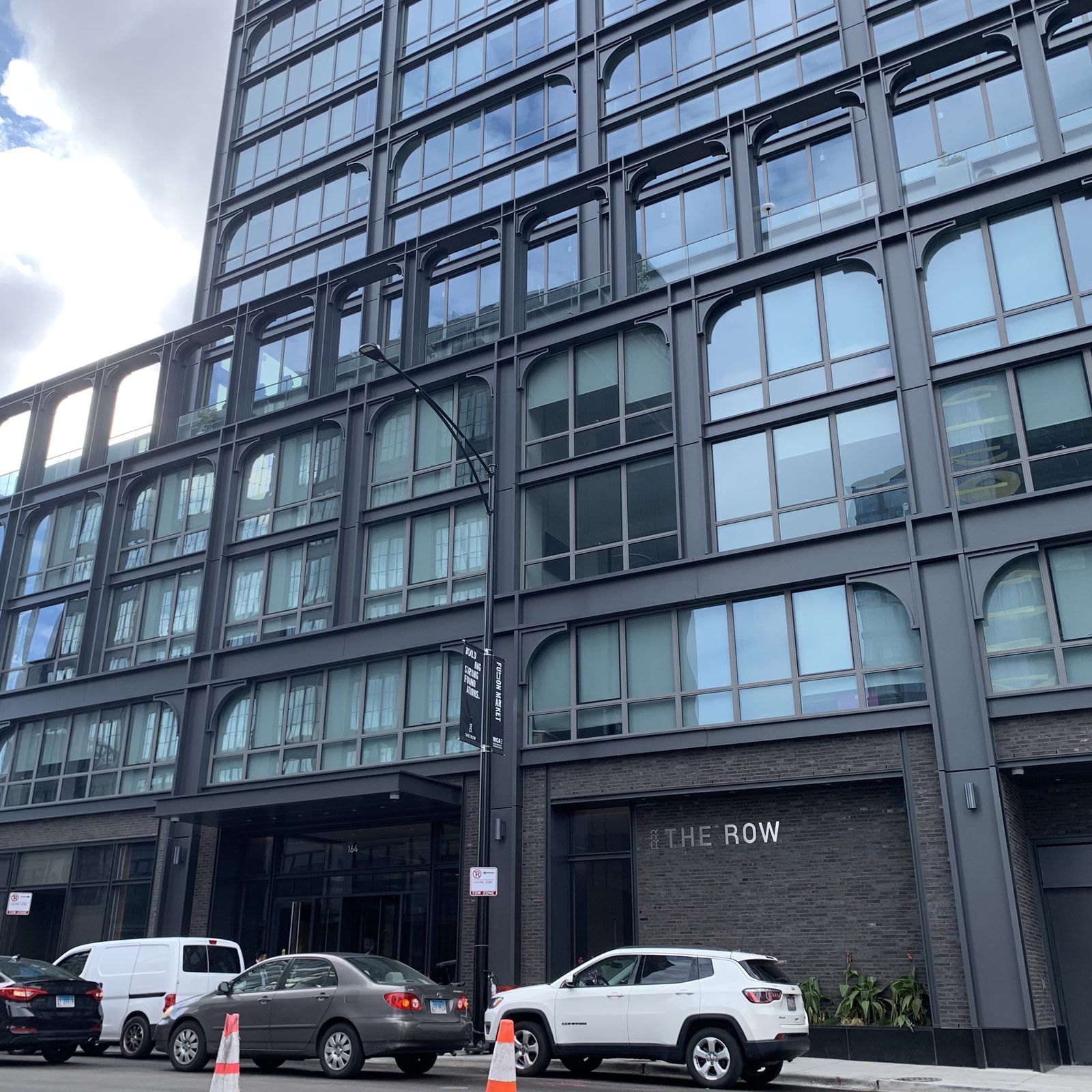 Inside new luxury apartment tower The Row in Chicago s Fulton