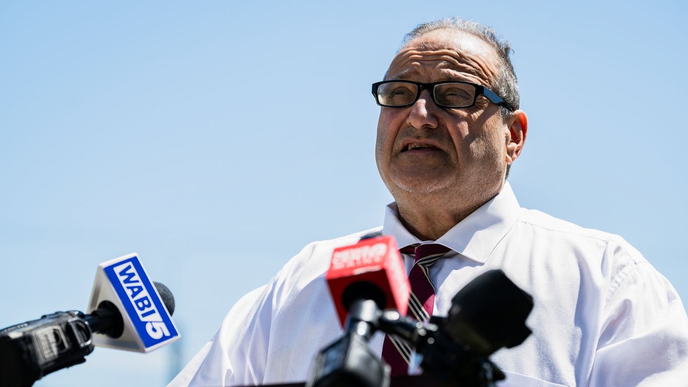 House Democrats suffer 2nd crushing primary loss as party's pick falls short in Maine