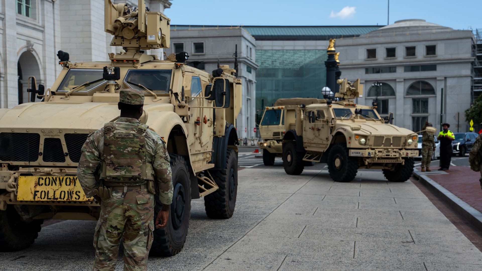 Republican governors sending hundreds of National Guard troops to D.C.