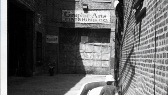 A GIF shows an alley transformed into a restaurant. 
