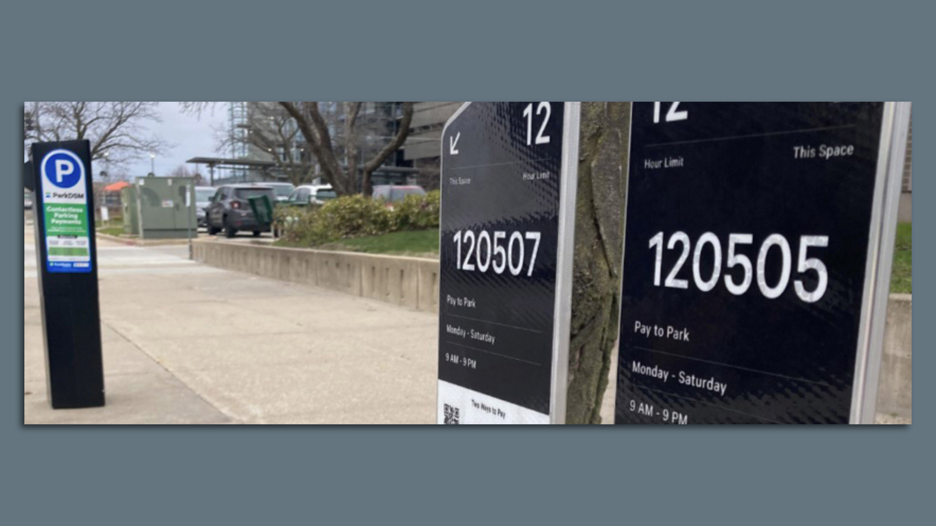 A photo of Des Moines parking meters.