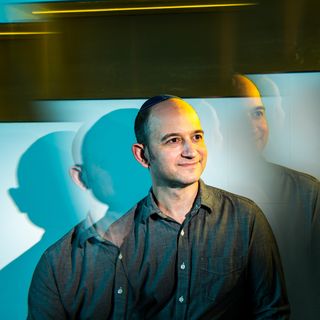 Top AI researcher leaves Google for OpenAI