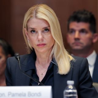5 moments that defined Pam Bondi's AG tenure