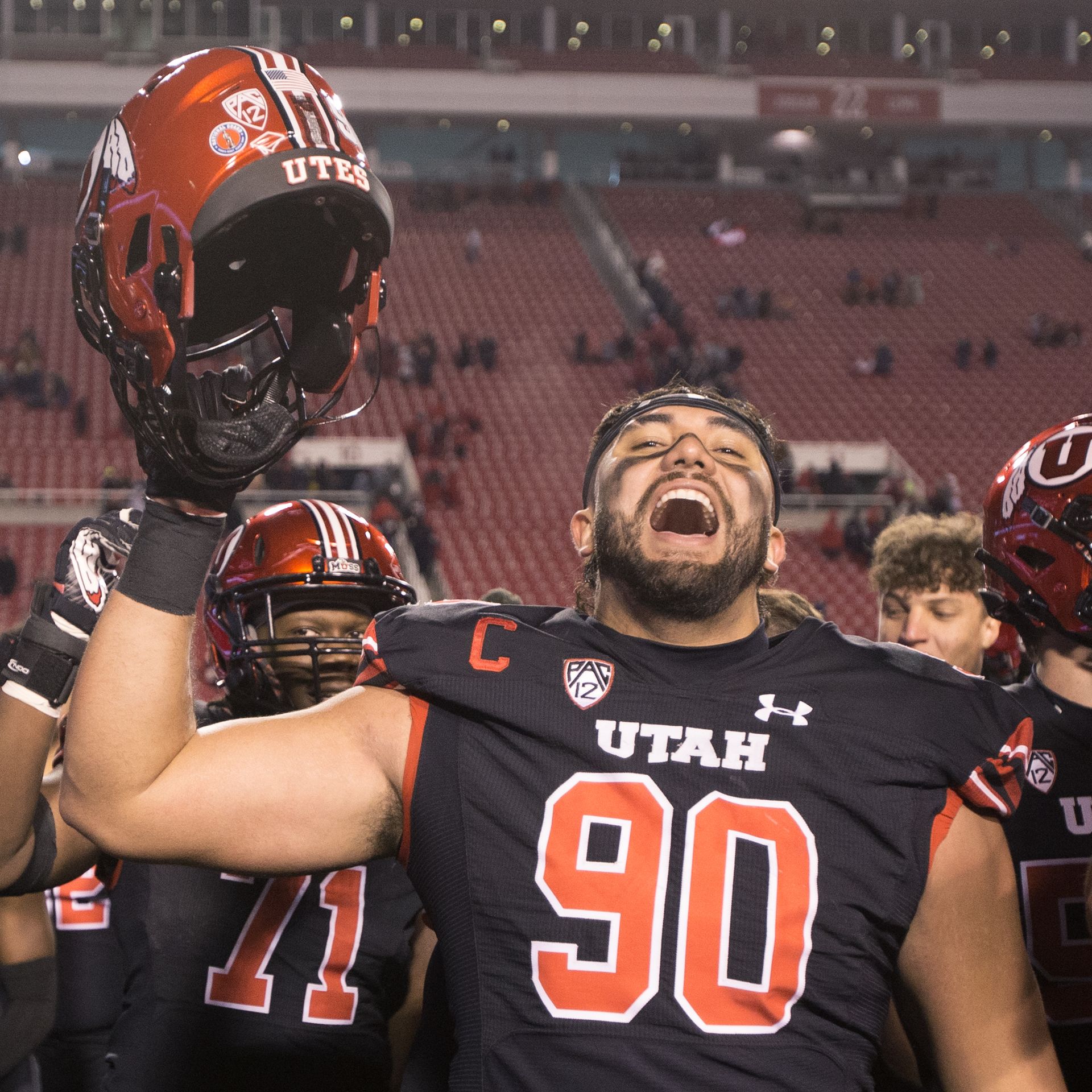 Utes move into the top 10 of the AP football poll