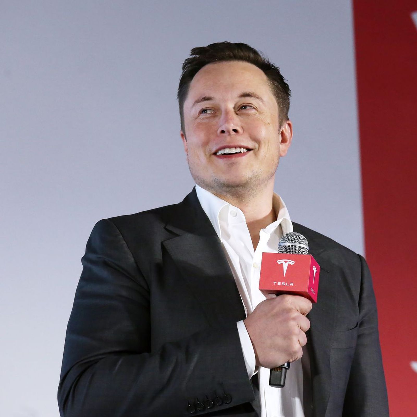 Elon Musk offers another self-driving prediction for Tesla