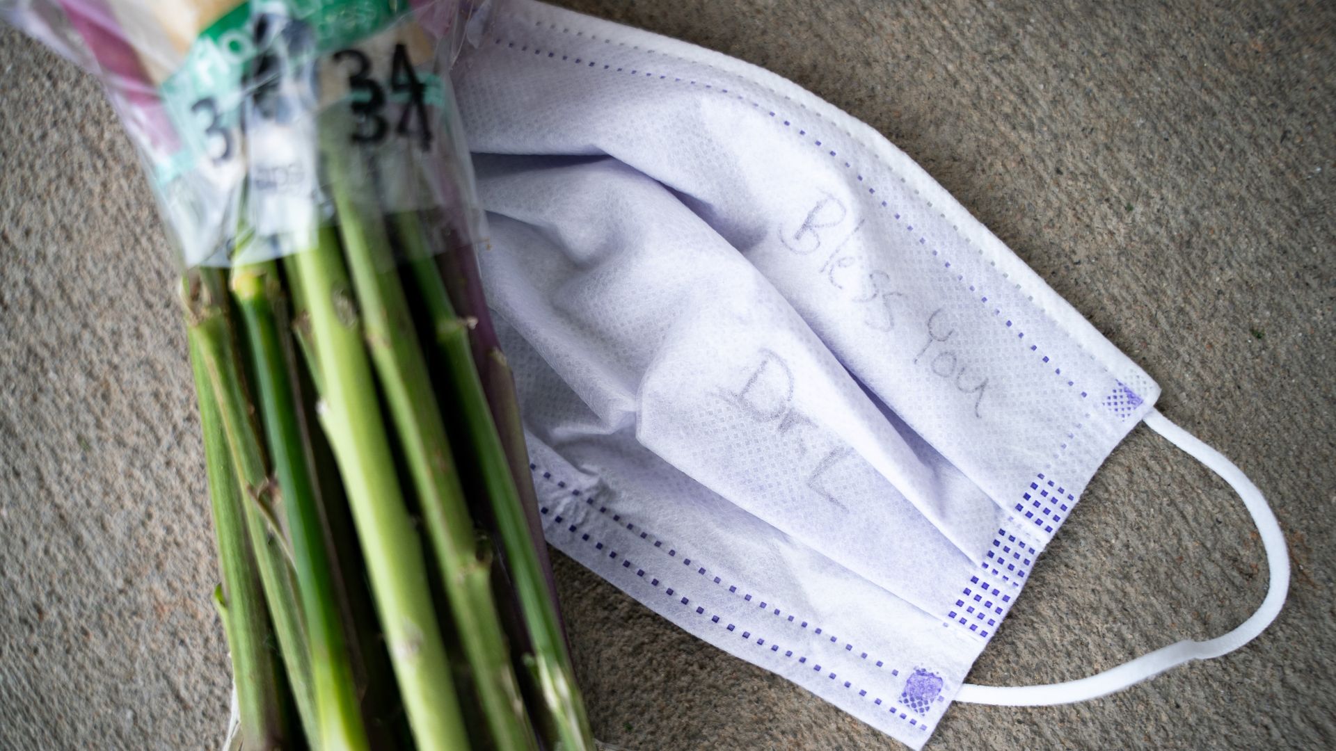 face mask memorial