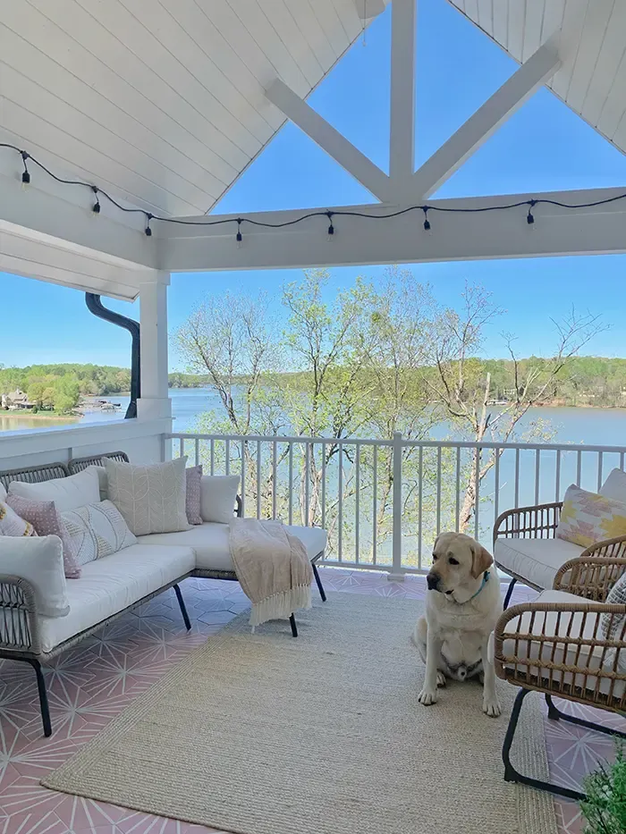 Sarah Crosland's custom cottage on Lake Wylie upper porch