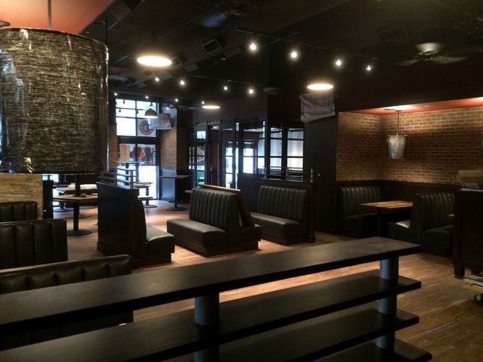 inside-rusty-bucket-charlotte