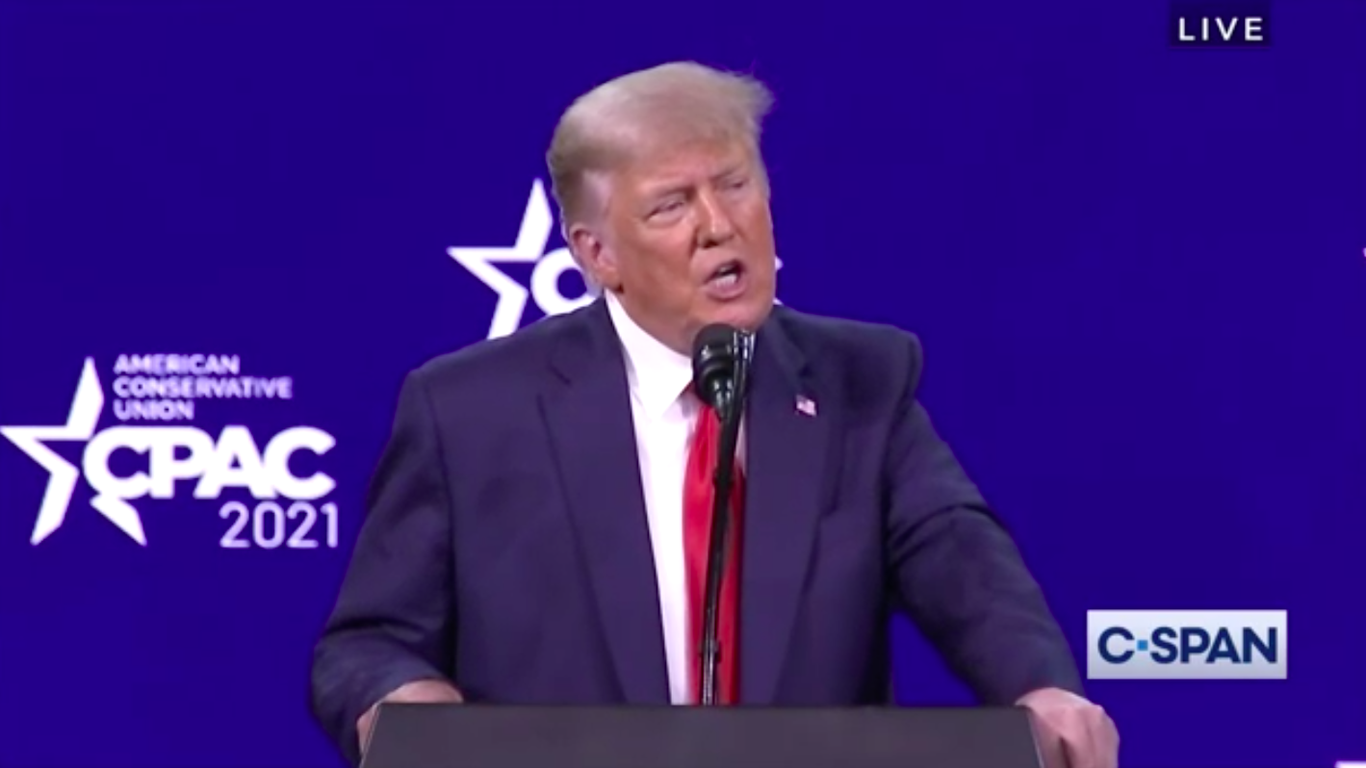In the CPAC speech, Trump says he will not start a third party