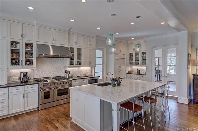 1739 Maryland Ave. kitchen