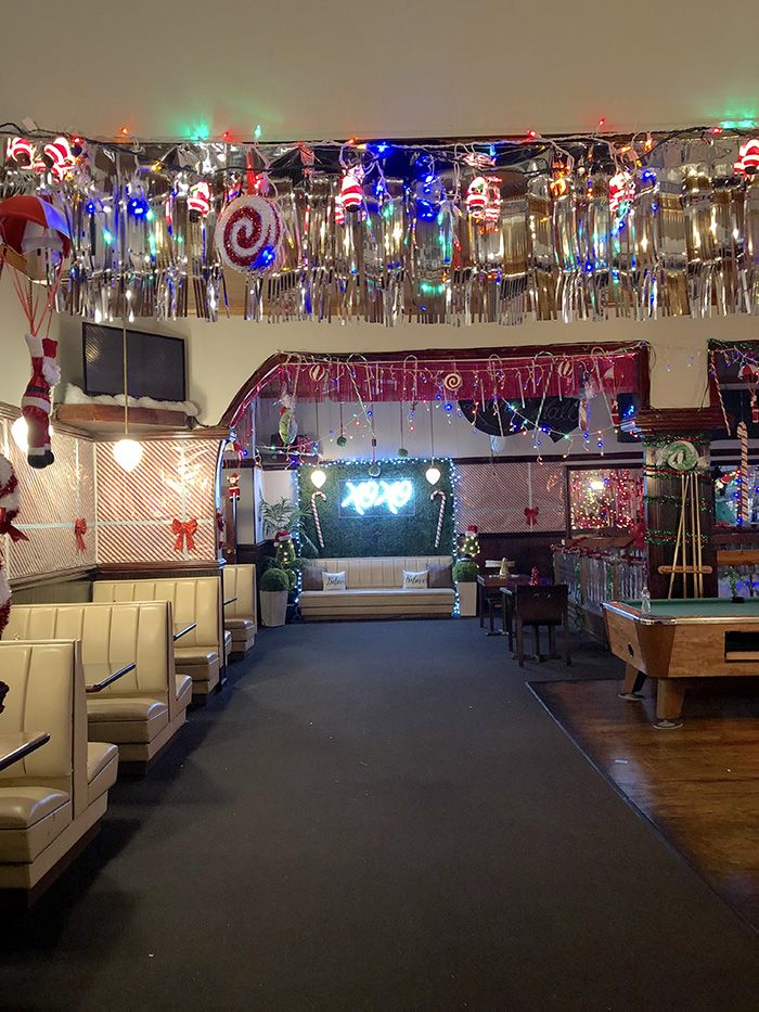 Jingle City main room