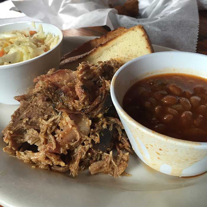 mac's-speed-shop-barbecue