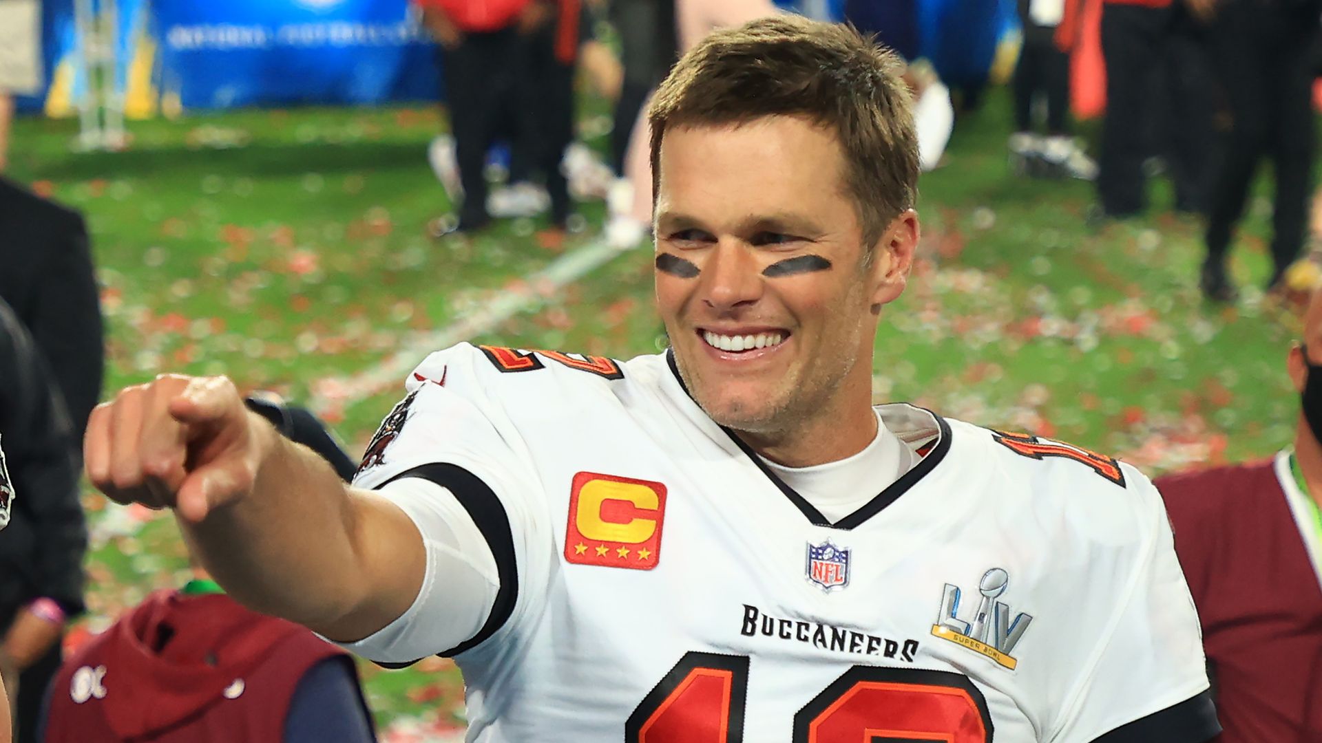  Tom Brady #12 of the Tampa Bay Buccaneers celebrates after defeating the Kansas City Chiefs in Super Bowl LV 