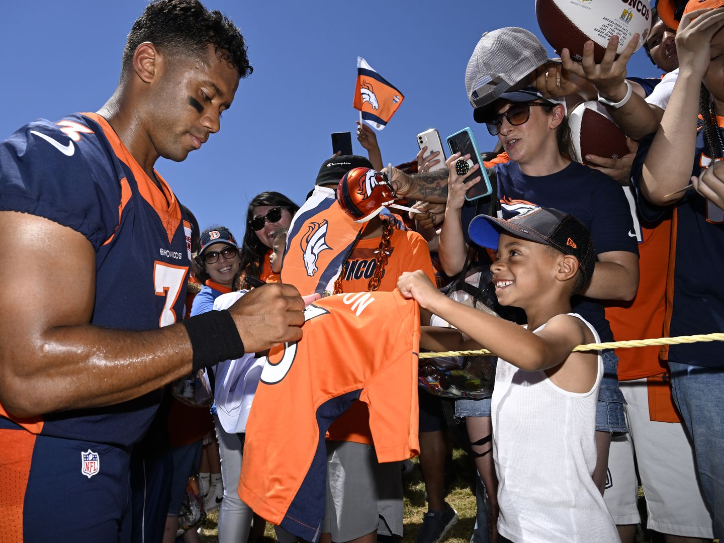 Denver Broncos return to training camp - Axios Denver